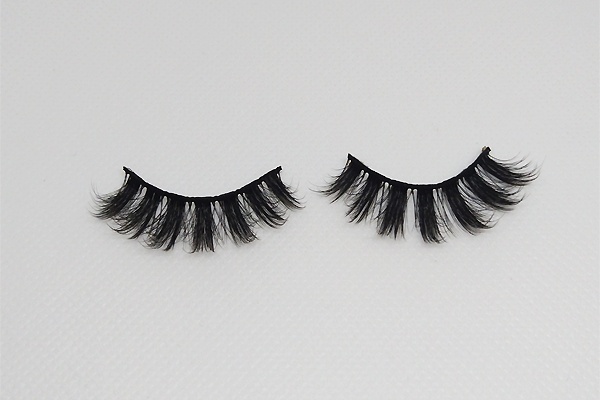 Destiny Ultra Glam Mink Lashes by Avaná Beauty